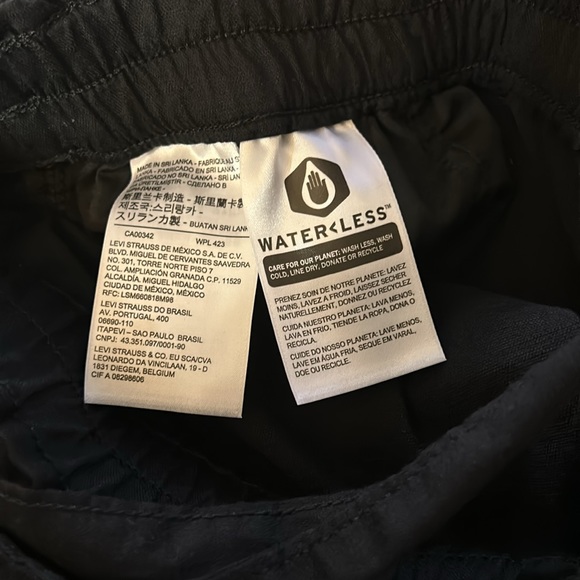 NWT Levi’s BELTED JET SET JOGGERS - Picture 6 of 6